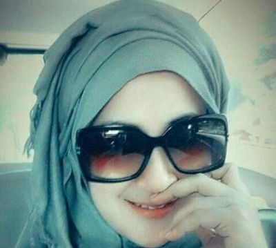 syifadania775's profile picture. simpel...sederhana...baik hati ...bertunangan