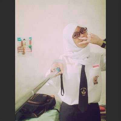 Shinta tifa Nur Jaelani || Junior High School 1 Cepu || sayang Mama Papah and family{} || single:))