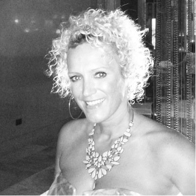 tania_mcdonald's profile picture. Australian in Dubai - Milliner & Fashionista - Humanitarian - Head in clouds - Toes in the water - Travel Junkie - Street Art Lover - Music is my inspiration