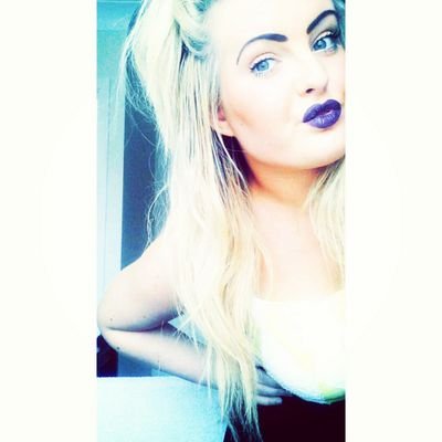 Fully qualified beauty therapist and nail technician