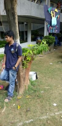 vthekdi25's profile picture. 