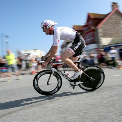 Sub 9hr Welsh Ironman triathlete, consultant & biggest rig on a bike since Magnus Backstedt!