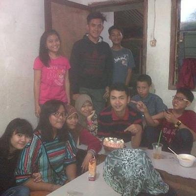 tripsptsari's profile picture. tripuspitasari | 040899 | leo girl | berusaha sabar meskipun sering disakiti .