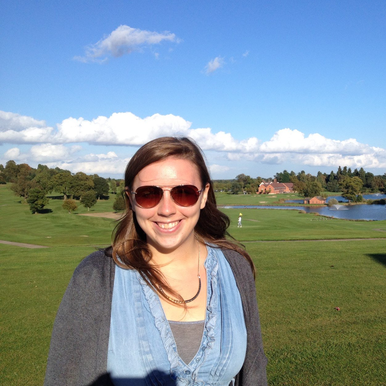 charlottebevs's profile picture. 