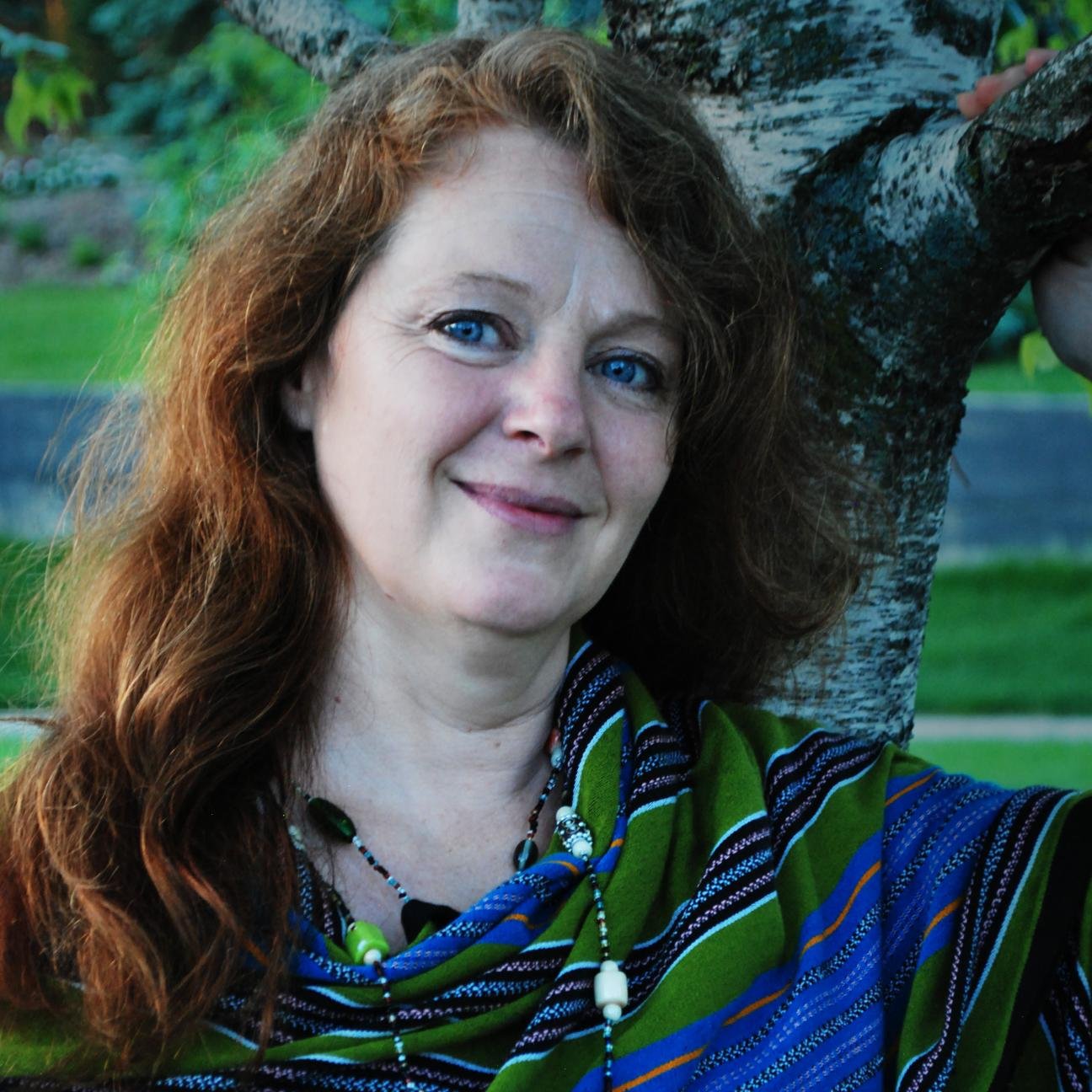 Danielle is a birth doula and Dancing for Birth instructor, wife, mother and grandmother.