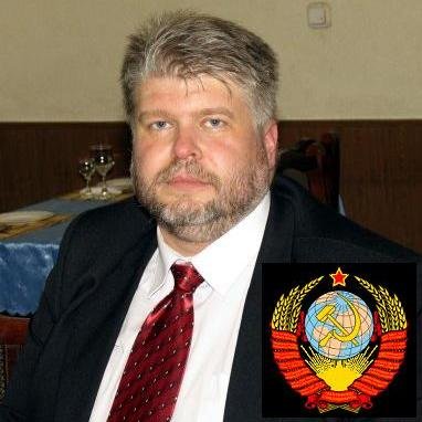 То, чего не можешь заполучить, всегда кажется лучше того, что имеешь.В этом и состоит романтика и идиотизм человеческой жизни.Эрих Мария Ремарк,«Черный обелиск»