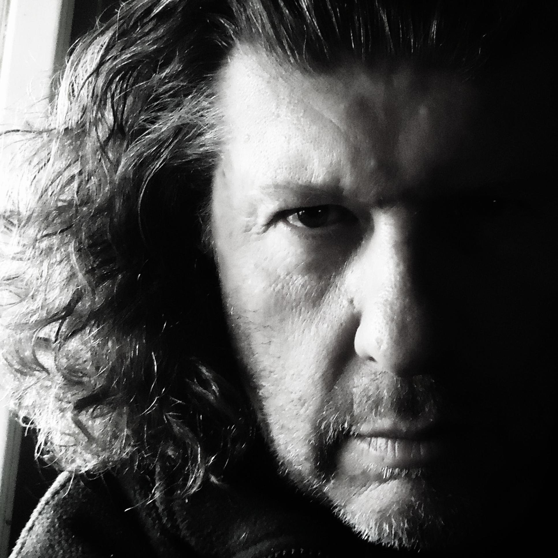 Actor,realizador escenografico,creador de La Mosquitera Producciones