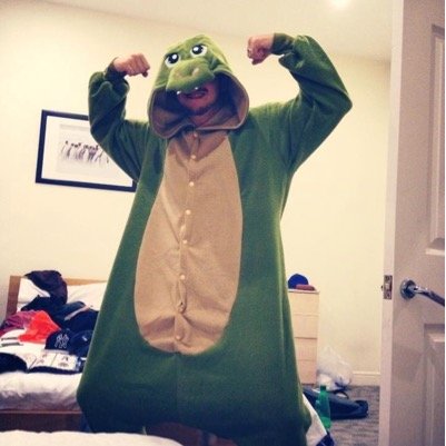 Trololololololo lololol lol lol ohohohohhohohohohohohoh *si arriccia i baffi con le dita*