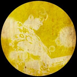 ONE OK ROCK、Official髭男dism、
FTISLAND好きだけどなんとなく迷子中。お笑いも大好き。仕事前の「ラヴィット!」視聴が毎朝の楽しみなのです。
