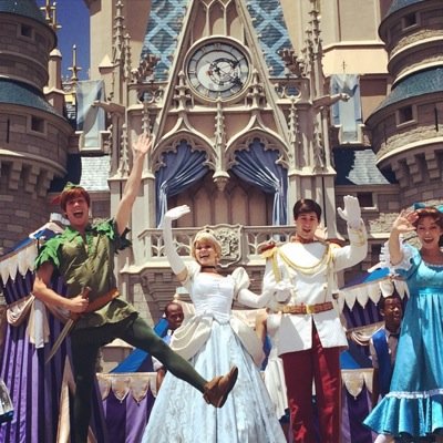 DisneyDelights_'s profile picture. sharing magic and delightful moments from Walt Disney World ✨