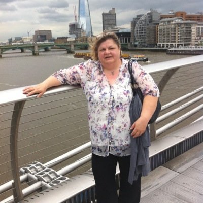 I live in Ipswich, recently retired after 39 years as Registered Nurse.  Now enjoying life 😎