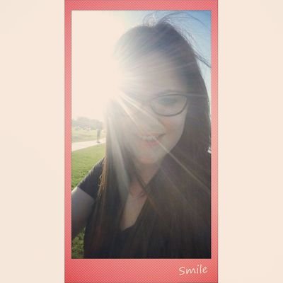 All about Nicole- Creative, Artistive, Enthusiastic, Animal lover, Shopping, Go Bananas chick