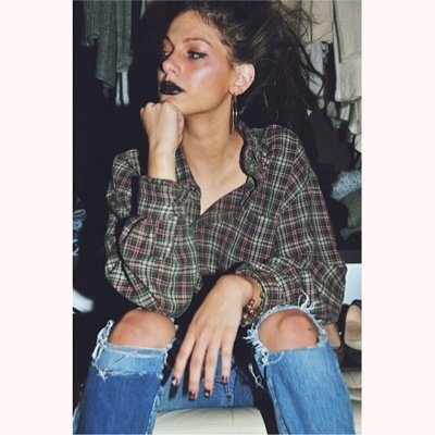cassandra's youngest daughter. 16. hailey is my older sister. attending a high school manhattan.