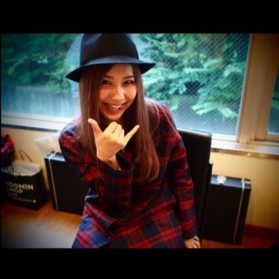 SCANDAL is the best ギターやってる！