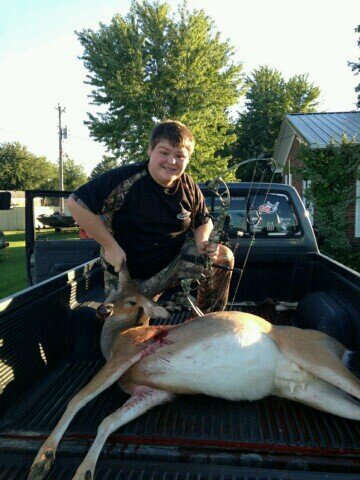 living the life of Kentucky hunting and I'm always ready for the adrenaline rush of hunting ! turkey and deer forever