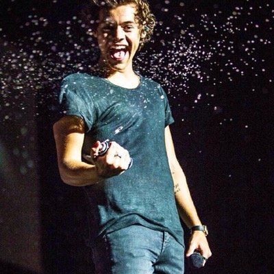 please follow @fxckhstyles_ as i have given you a free follow she follows back