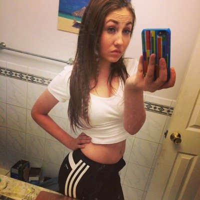 chloe_marie0819's profile picture. 18. Italian 8/19 ♌️