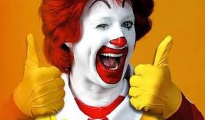 trampo no mcdonald's e nas horas vagas faço essa merda
