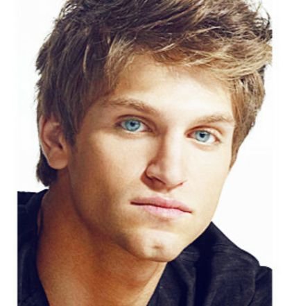 GudgeonDavey's profile picture. 18 - Ex Slytherin - Has one fake eye - Clumsy - Small for my age - Bi - Fenrir his Pet - Sub