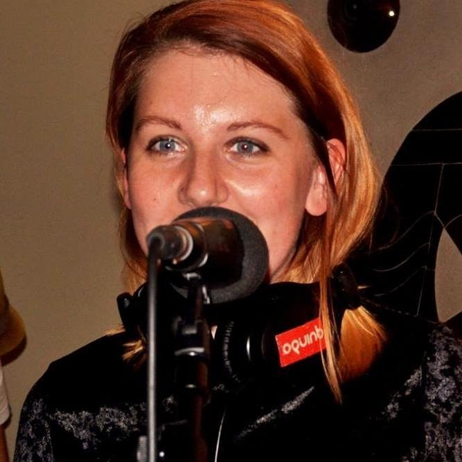 Copywriter; Muziekredacteur @MedialabQuindo; recensent @motherlovemusic;presentator @Bandwerkradio ;Promo @IAmAFanBndmerch ; ex-stagiair @cactusmusic