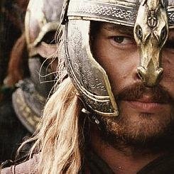 ¡Orgullo Rohirrim! Mariscal de la Marca de Rohan ¡Eórlingas! ¡Hicistéis un juramento, dadle ahora cumplimiento! ¡Por el rey y la tierra! #SpanishFakeESDLA