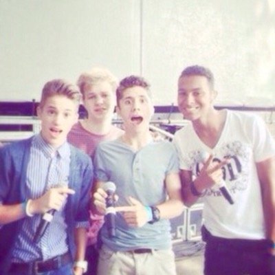 invisblerein's profile picture. Wij zijn Quinty en Jenny en we posten leuke tweets en imagines over Mainstreet.