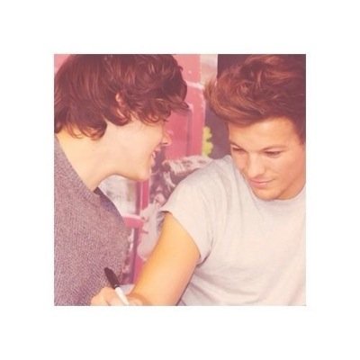 follow @singalonglarry if you're not already please. thank you (: