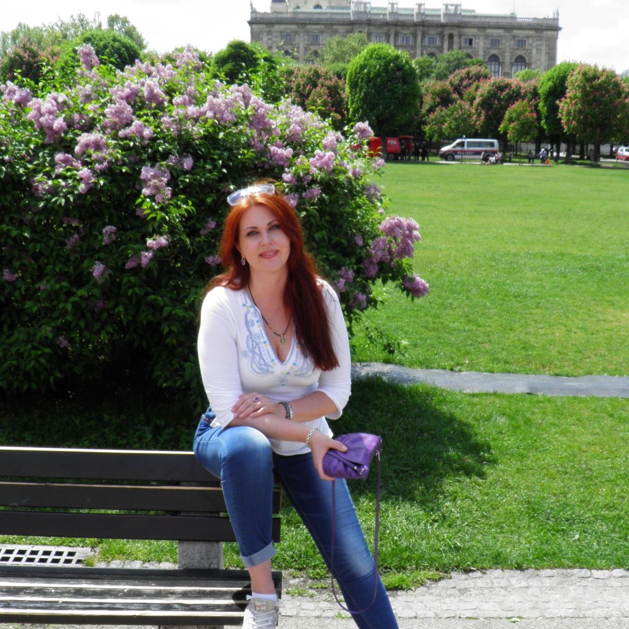 oksana_veres's profile picture. 