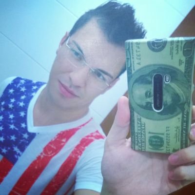Sou apenas um garoto normal com suas qualidades e defeitos e cabe à você decidir ter minha amizade ou não!!!!