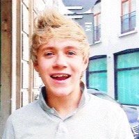 test account (lay-out account: @layoutsanstuff :D main account: @idkasknarry)