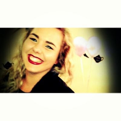 follow_my_blog's profile picture. Amateur Blogger, Pro' Experimentalist, Passionate Baker, Struggling Student, Oldest Sister, Loving Daughter. Read my very first blogpost! Go go go!!..