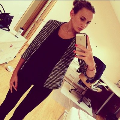 vasare17's profile picture. Vasarė from Lithuania... 17y.o 
instagram- @vasaryte 
snapchat- vasarytek