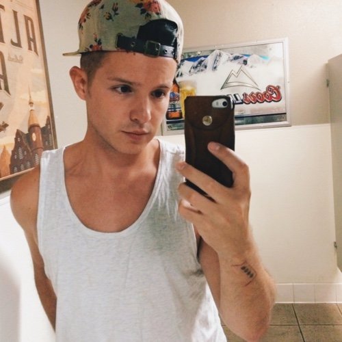 Simon Curtis (@simoncurtis) | Twitter Simon Curtis (@simoncurtis) | Twitter - 500 x 500 jpeg 40kB