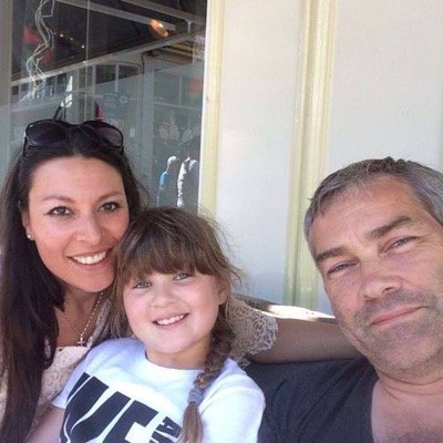 Trotse echtgenote en waanzinnig, trotse moeder van Eva en Benjamin!