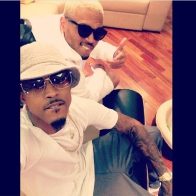 Instagram : queeen.le
 August Alsina , and Chris Brown