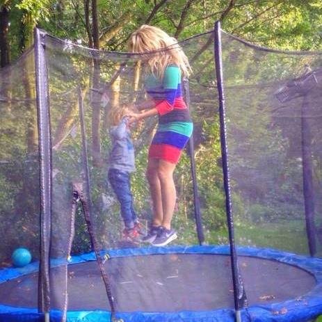 Alle tips voor mama's die aan hun kleine na-aapje gezond beweeggedrag mee willen geven. Voor mama zelf zitten er ook leuke tips tussen. Guarantee 'fabel-free'