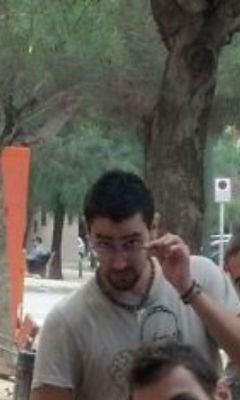 Ex-Árbitro de fútbol, y amante del deporte. Ex-Sommelier at ROKA, Sexy Fish y Ricard Camarena. Intento de guionista y escritor en los ratos libres. Waking up