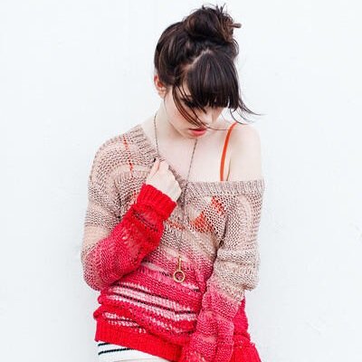 คาร์ลี่ เรย์ เจ็ปเซ่น -,.-เจ้าของเพลงคอลมีเมบี♥[Real:@carlyraejepsen] 5/12/12 (มายแฟม;@_presenter)คาร์ลี่เกรียนโหดห้าว. ระวังหลงรัก.-///- จุ้บ