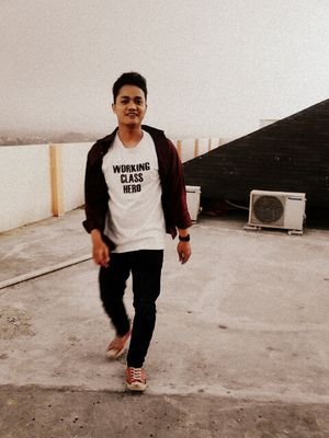 IF YOU WANT TO BE A FUCKIN' HERO WELL JUST FOLLOW ME.