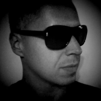 RainZimmermann's profile picture. Man on the Run