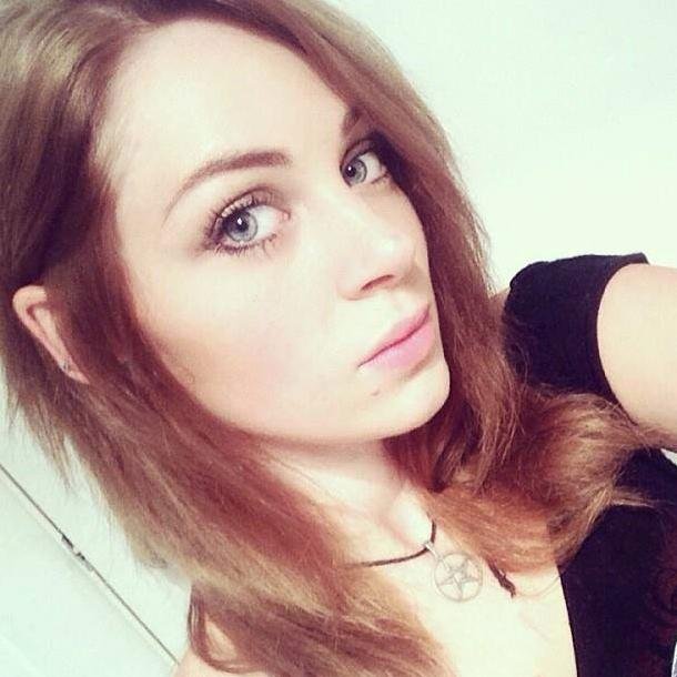 hi guys I'm Amber and I need 
have more supporters for 
make friends and achieve more
