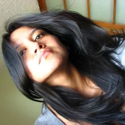 Y bueno, creo en la mirada de la gente, el emprendimiento y la RSE como brújula de desarrollo y en la trova y la poesía como brújula del alma