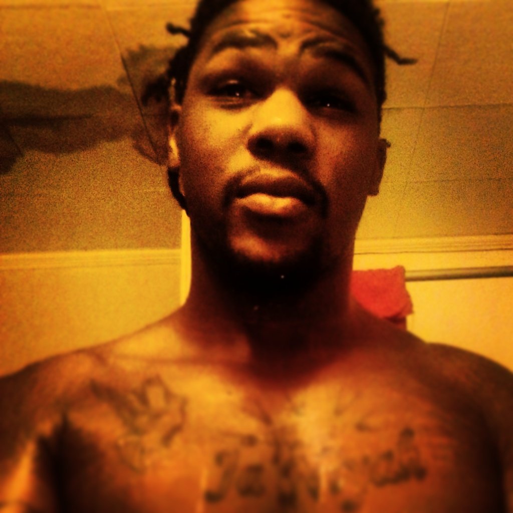 Follow me and ill follow back West Side Strip runner Fuck wit us and get delt wit follow me on instagram @strips_it