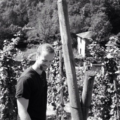 y_pinol's profile picture. 