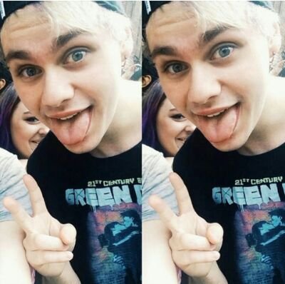 I'm a michael girl ♥ he is my life ♡