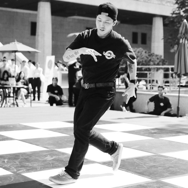 jae hwan ,so aka kingso

cay crew academy
gamblerz crew
leadmos world wide
ulsan city rockers

bboy kingso 1997-2014
