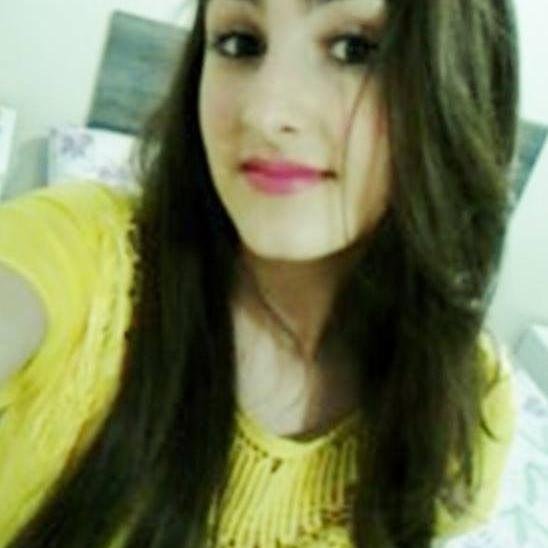 Você vai descobrir mais cedo ou mais tarde que o tempo pra ser feliz é curto, e cada instante que vai embora não volta mais. *-*