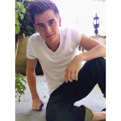 dm me something about the o2l fandom