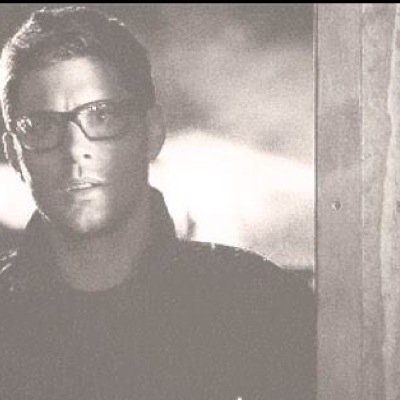 {SPN|21+} Hunting with my Vampire girlfriend @KylieMorganRP. If she gets hurt, everyone stay out of my way.