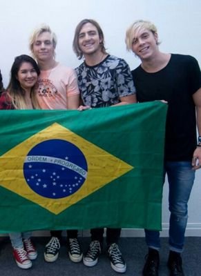 PRIMEIRO FAN CLUBE BRASILEIRO PARA BANDA R5... Fonte de noticias da banda @officialR5